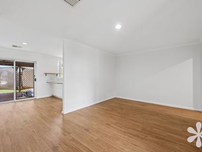 8 Ellison Drive, Langford WA 6147