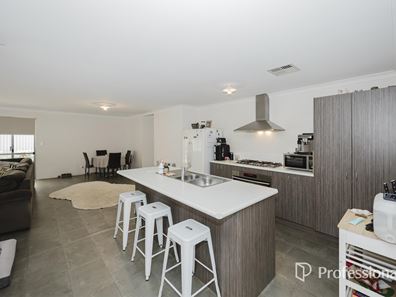 92 Celeste Street, Eglinton WA 6034