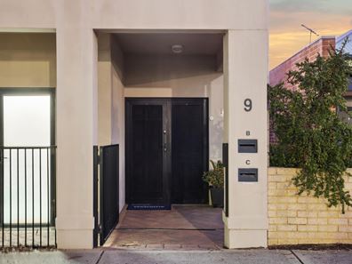 9B Regents Park Road, Joondalup WA 6027