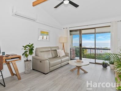 11/24 Halls Head Parade, Halls Head WA 6210