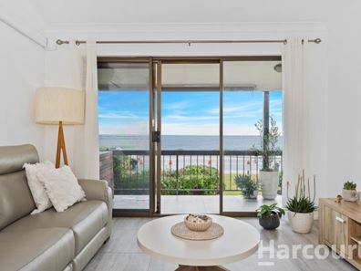 11/24 Halls Head Parade, Halls Head WA 6210
