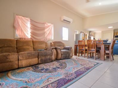 4 Nix Avenue, South Hedland WA 6722