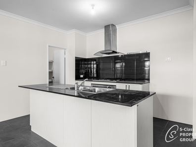 1 Albizia Grove, Byford WA 6122