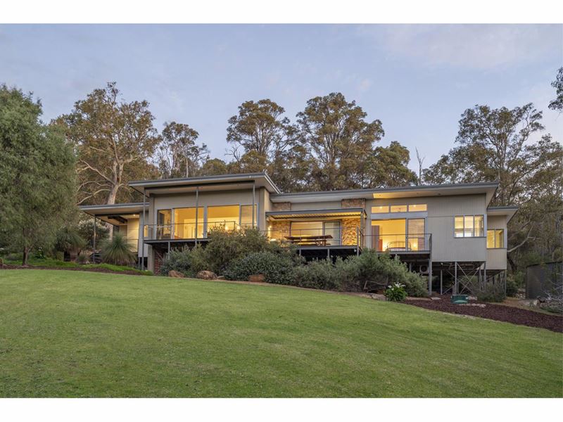 18 Broyage Retreat, Quindalup WA 6281
