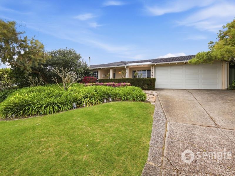 7 Waraker Way, Leeming WA 6149