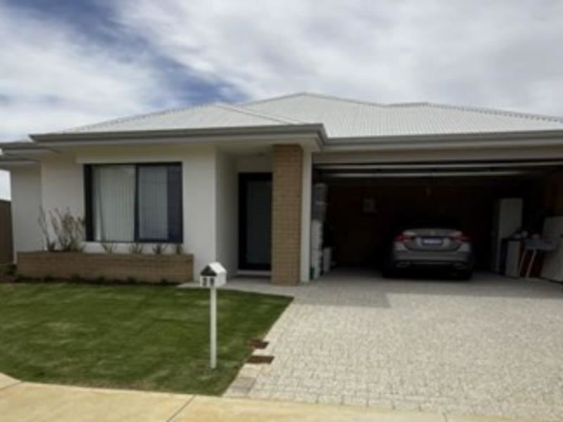 29 Ainsworth Crescent, Mandogalup