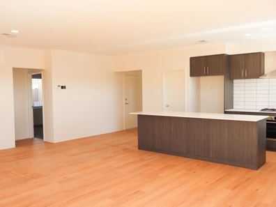 29 Ainsworth Crescent, Mandogalup WA 6167