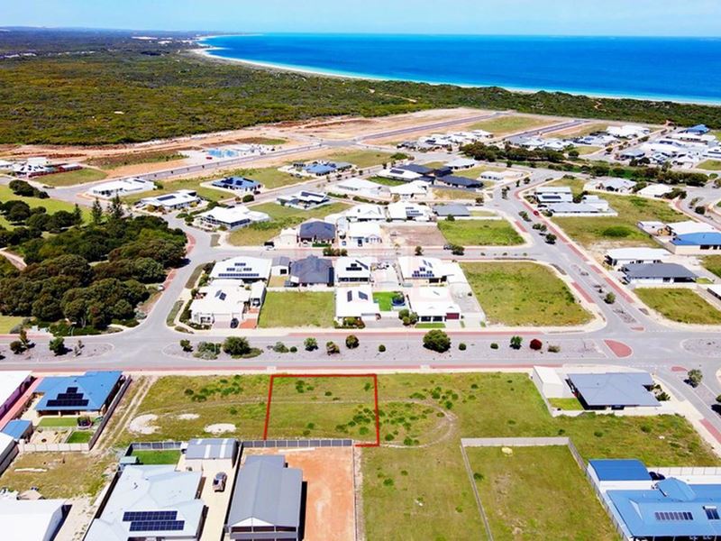 27 Middleton Boulevard, Jurien Bay WA 6516