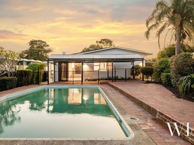 2 Hornsby Street, Melville WA 6156