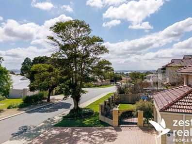 12 Lawlor Road, Attadale WA 6156
