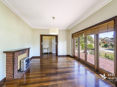 12 Lawlor Road, Attadale WA 6156
