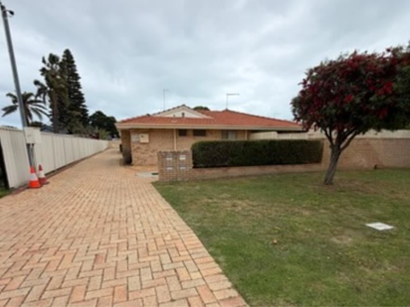 2/64 Sholl Street, Mandurah