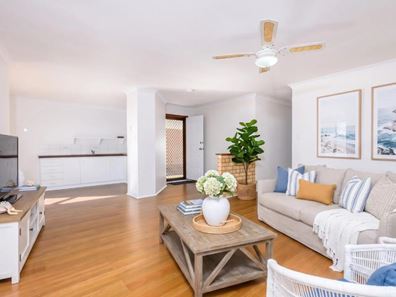 2/64 Sholl Street, Mandurah WA 6210