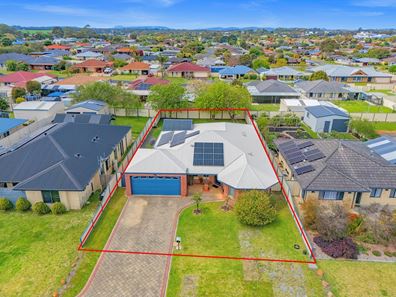 8 Gerdes Way, Mckail WA 6330