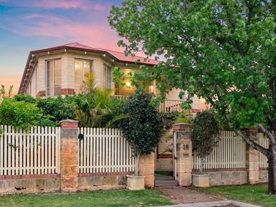 16 Tidewater Way, Ascot WA 6104
