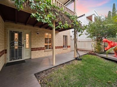 16 Tidewater Way, Ascot WA 6104