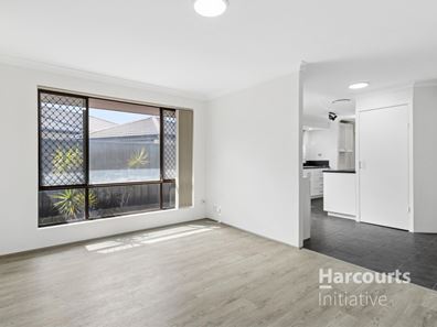 14 Mersey Place, Beechboro WA 6063