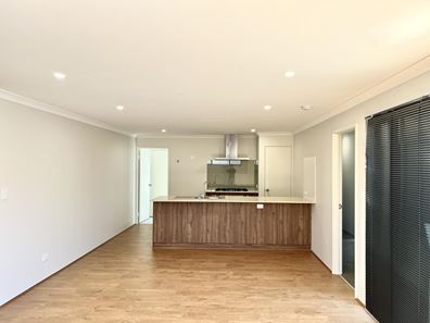 9 Chakra Loop, Southern River WA 6110