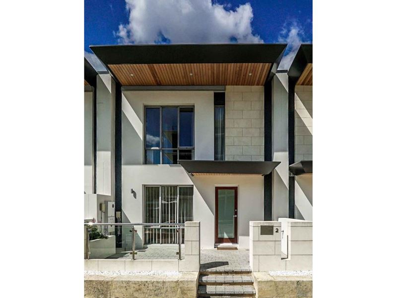 2/2 First Avenue, Applecross