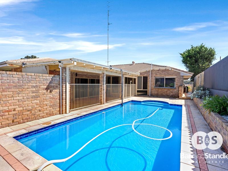 1 Merilup Heights, Withers WA 6230