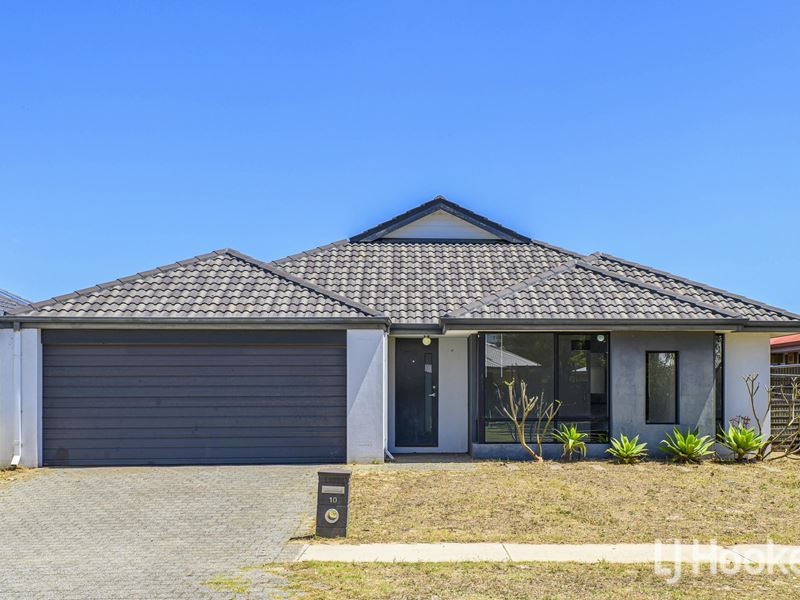 10 Beukers Way, Piara Waters WA 6112
