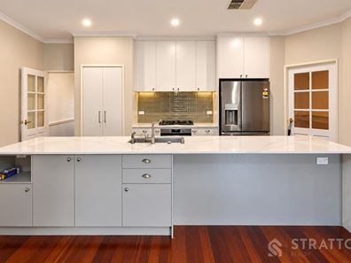 10 Russelia Street, Canning Vale WA 6155