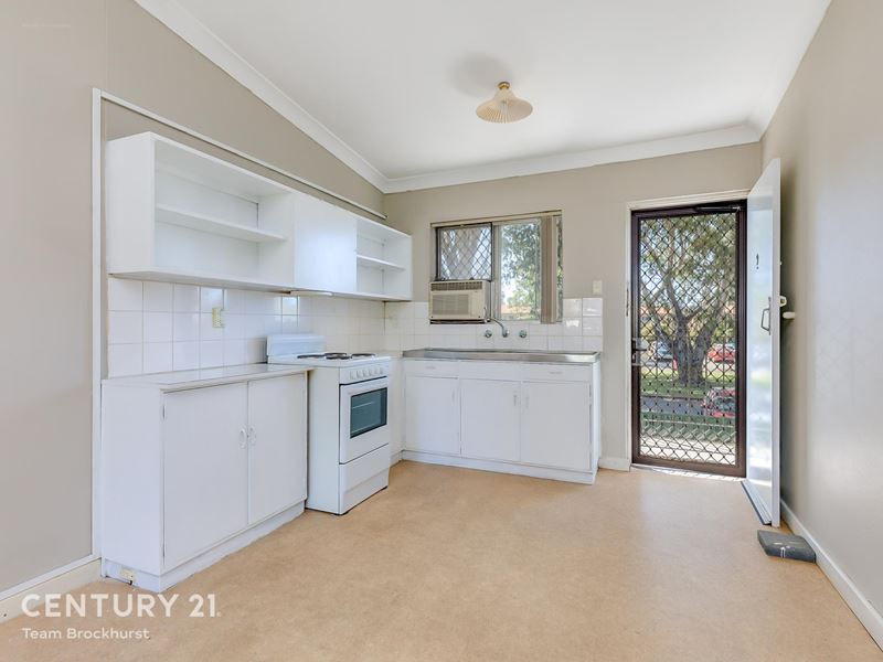 9/2 Dalziell Street, Maddington WA 6109