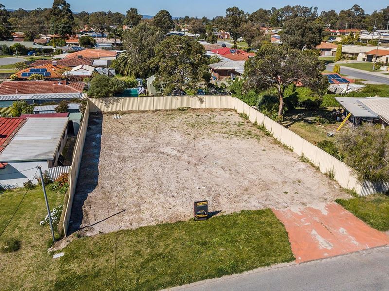 5 Marden Rd, Thornlie WA 6108