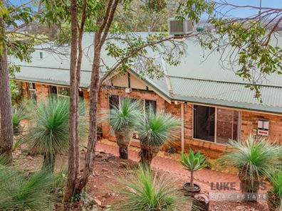 16 Rise Court, Mount Richon WA 6112