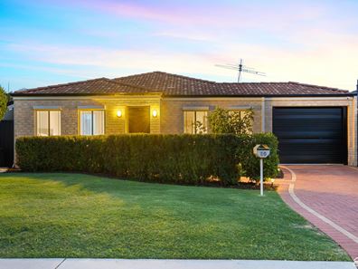 10 Bindoon Loop, Huntingdale WA 6110