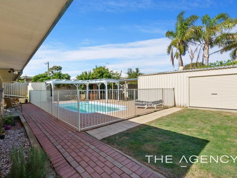 4 Yorston Place, Hamilton Hill WA 6163