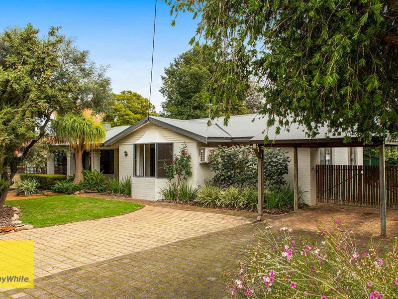 4 Silver Road, Lesmurdie