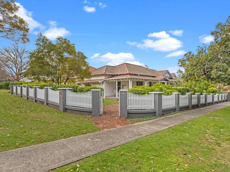 104 Thomas Street, Nedlands