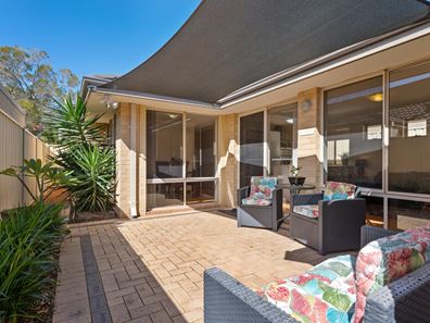 11 Selsfield Place, Balga WA 6061