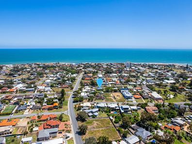 47 Peter Street, Halls Head WA 6210