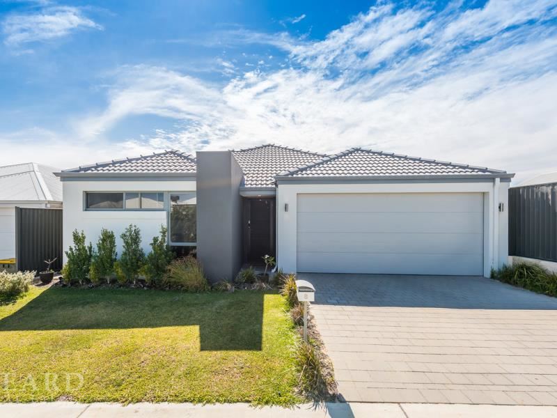 8 Spindle Grove, Jindalee WA 6036