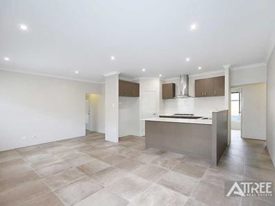 15 Ashdown Parade, Canning Vale WA 6155