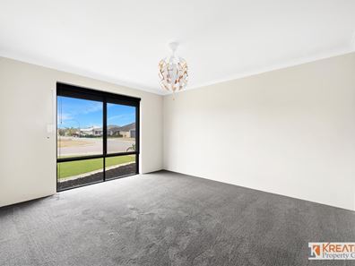 6 Stornaway Court, Seville Grove WA 6112