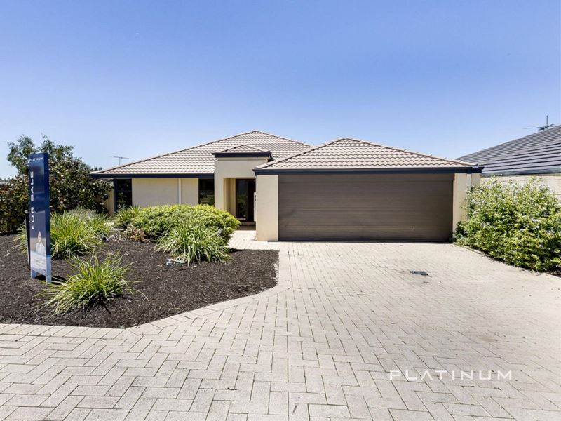 16 Polglase Fairway, Clarkson