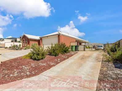 6 Robinia Rise, Collie WA 6225