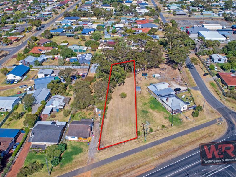 539 Albany HIghway, Mckail