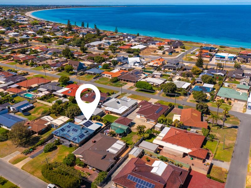 5 Seacrest St, Safety Bay WA 6169