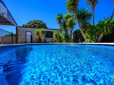 5 Seacrest St, Safety Bay WA 6169