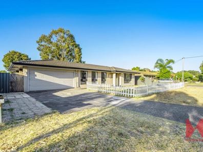 33 Hibbertia Crescent, Riverton WA 6148