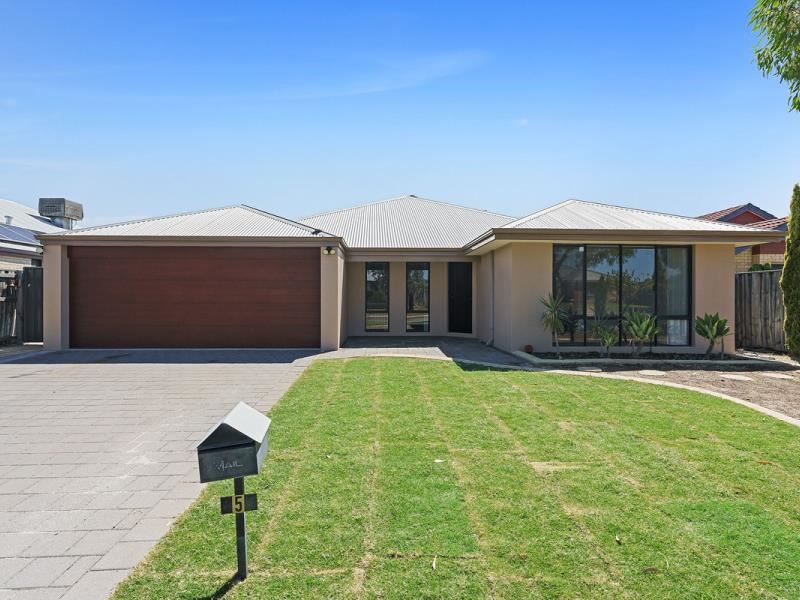 5 Hoyton Close, Ellenbrook