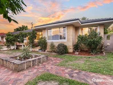 25 Walgreen Crescent, Calista WA 6167