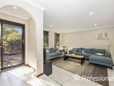 2 Rendell Way, Koondoola WA 6064