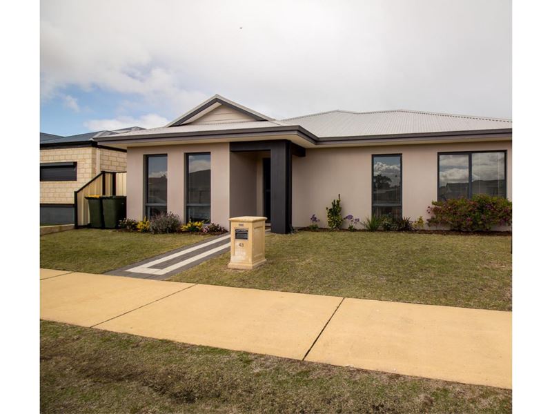 43 Oakpark Green, Clarkson