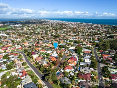 5 Napier Close, Halls Head WA 6210