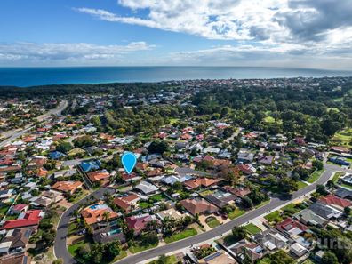 5 Napier Close, Halls Head WA 6210